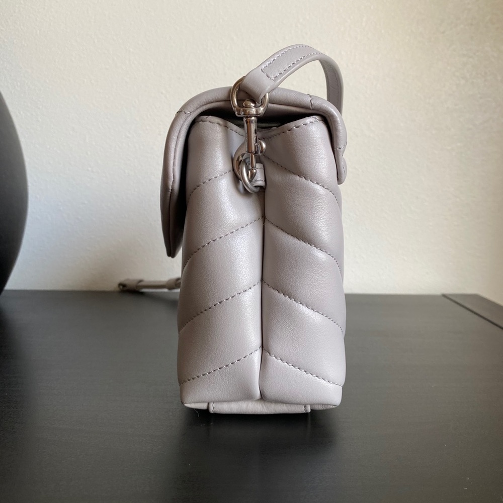 EUC Saint Laurent Toy Loulou Crossbody Bag Gray - Picture 7 of 16